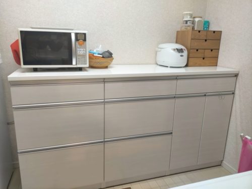 限定通販50％OFF ニトリ　キッチンカウンター　カップボード　食器棚 キッチン収納